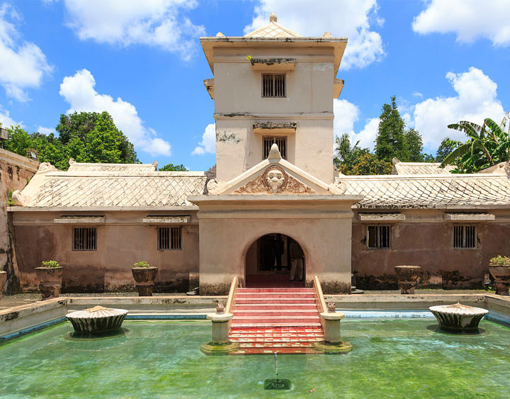 the water castle at Taman Sari